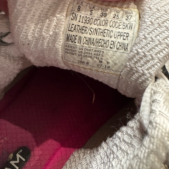 Skechers Sport Women's D'Lites Original Lace-Up Athletic Sneakers Size 8 Leather - Picture 8 of 9